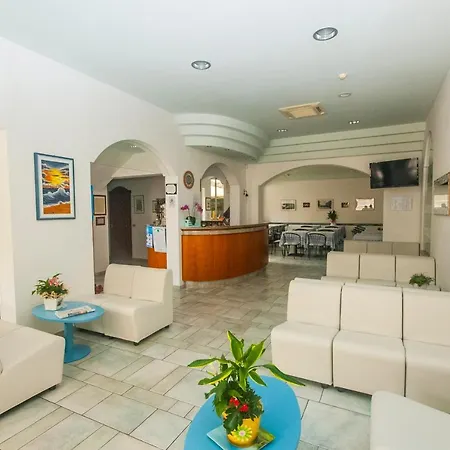 Baden Baden 3* Ριτσιόνε