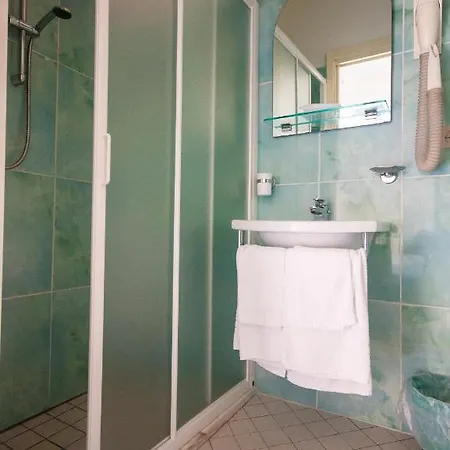 Ξενοδοχείο Baden Baden 3*